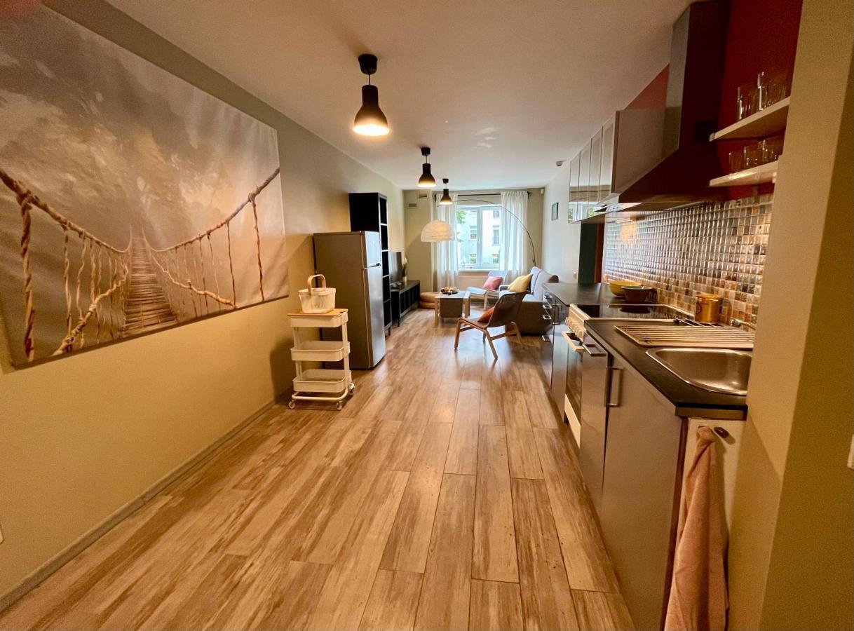 Appartement Cozy Vibes Like It Is Quiet With Three Bedrooms
